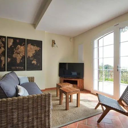 Spacieux Avec Piscine, Climatisation Et Terrasse A - Fr-1-61-526
